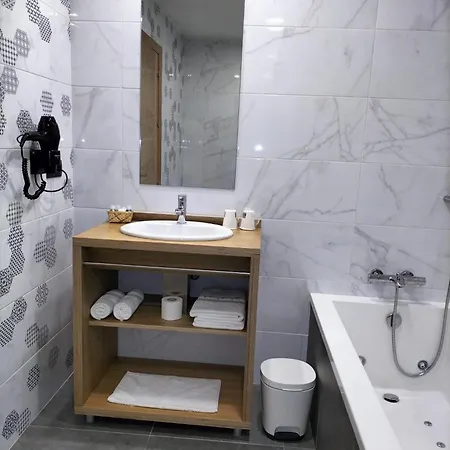 게스트하우스 Praza Camelias 3*