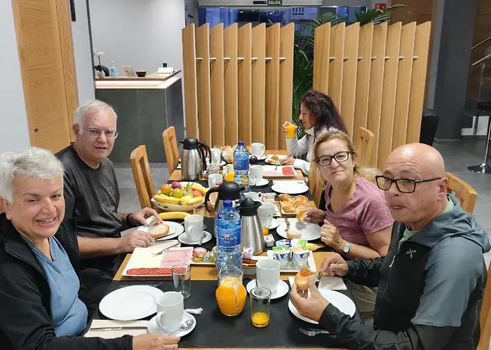 Praza Camelias Konukevi 3*