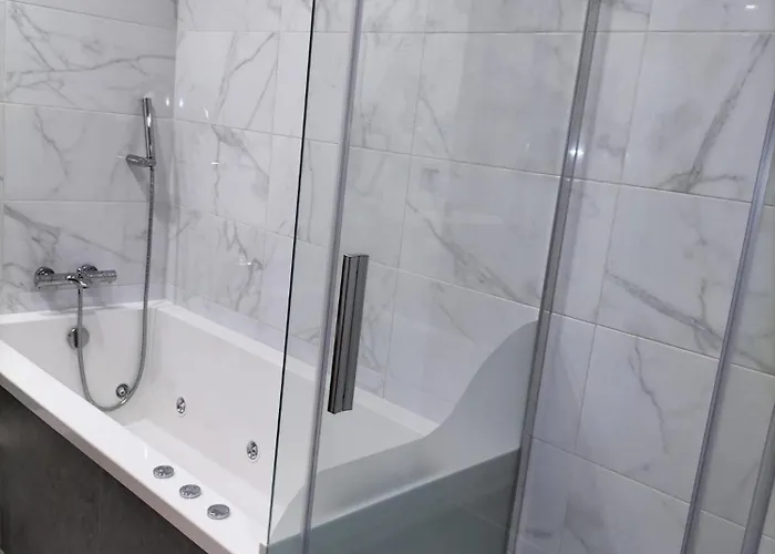 Konukevi Praza Camelias Sarria